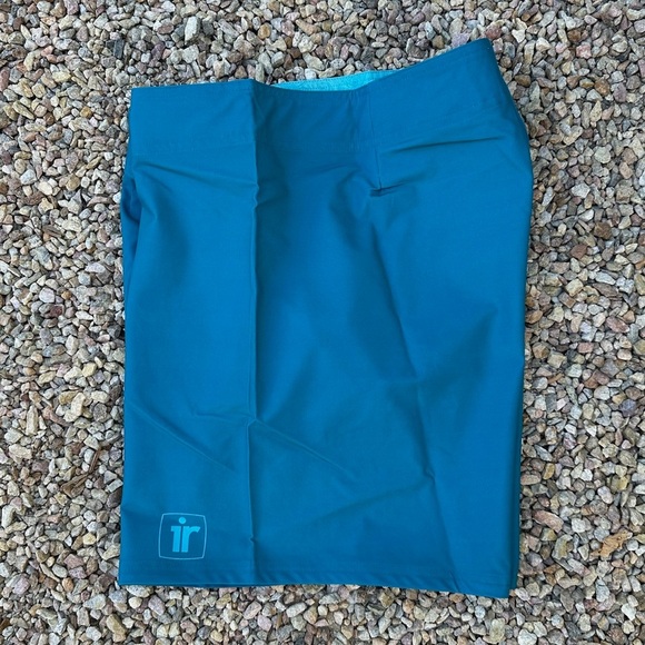 NWT Immersion Research "Heshie" board shorts - size 14 - Picture 4 of 6